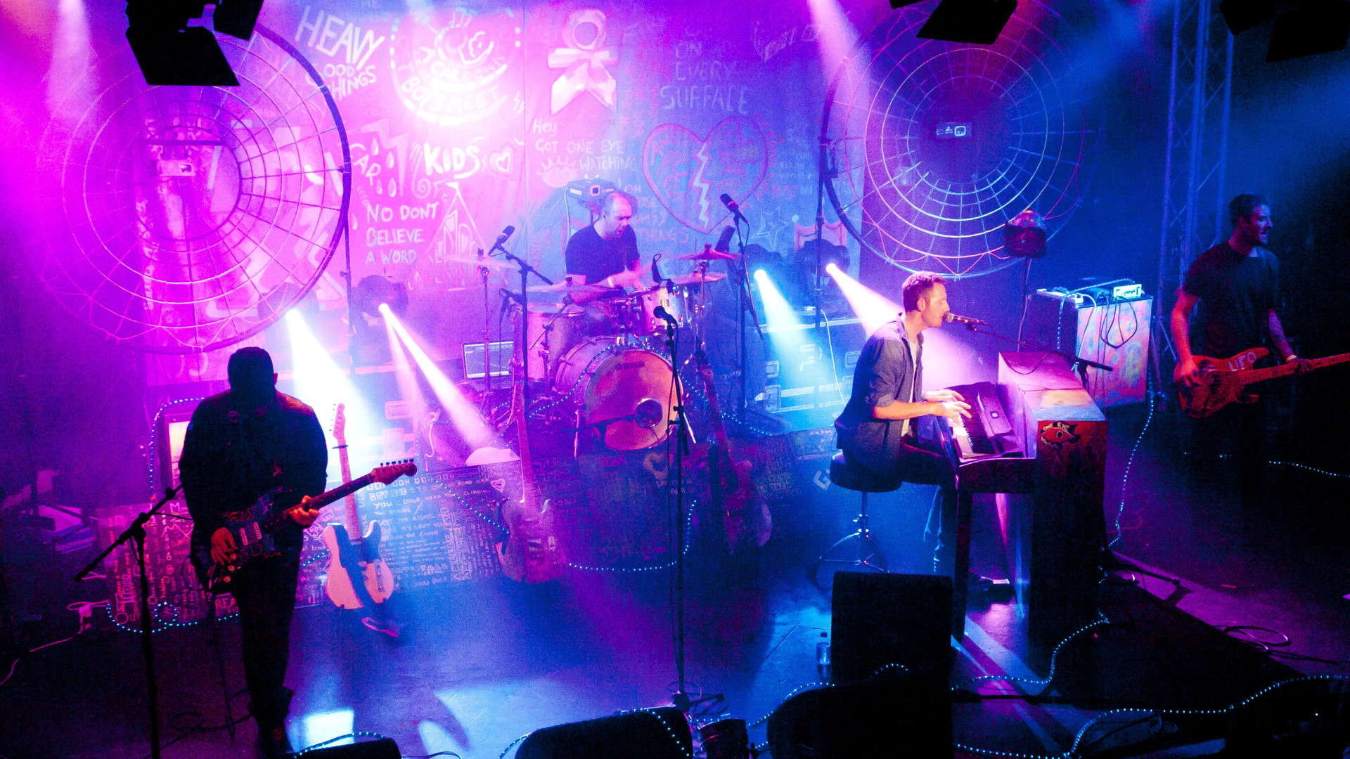 Coldplace - Luxor Live
